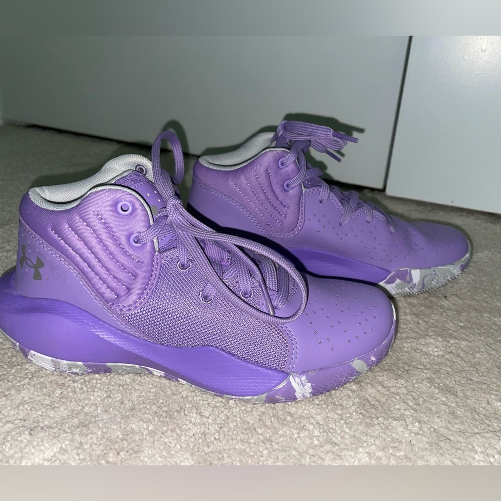Under Armour Youth Basketball Sneakers